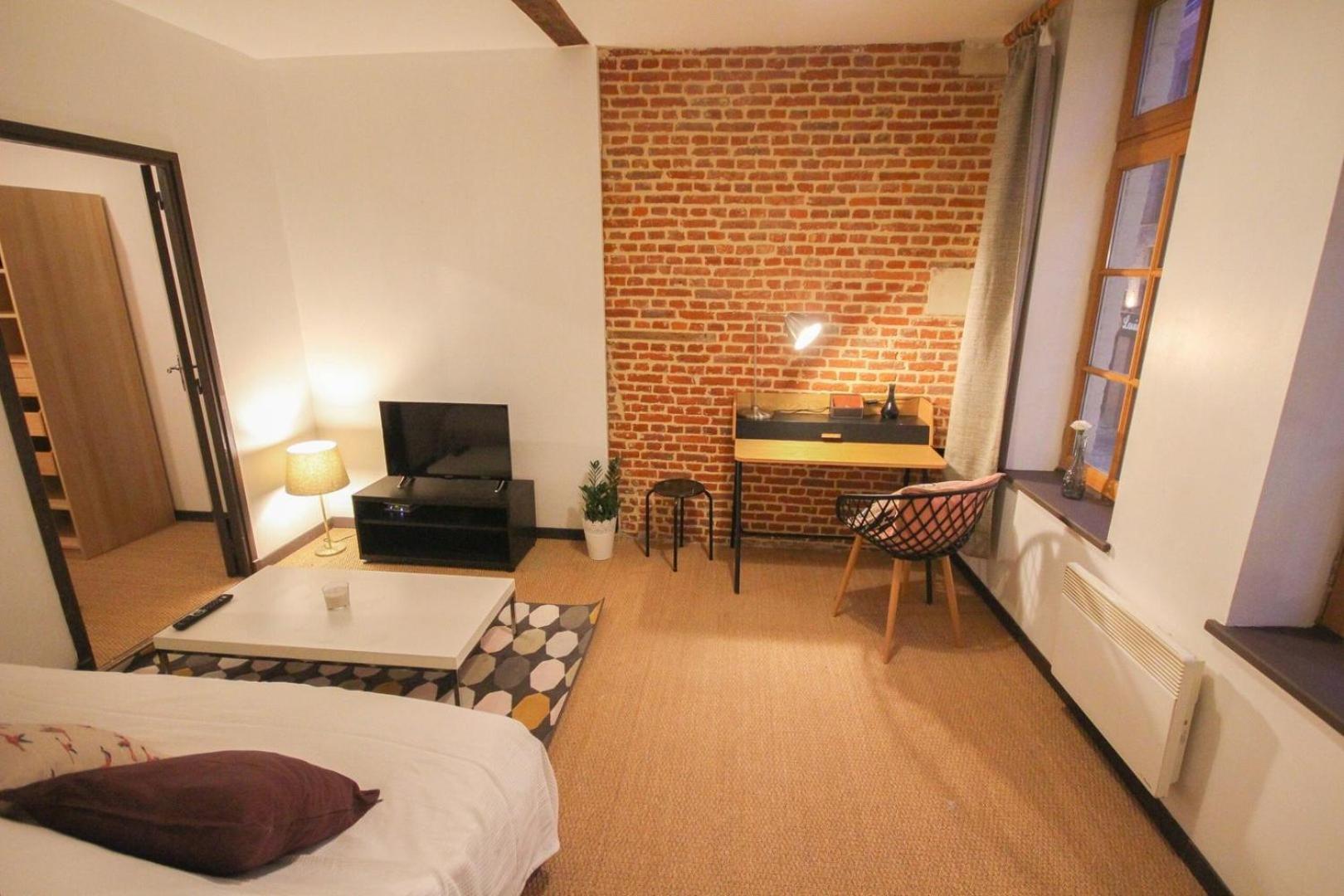 One Bedroom Equipped In Old Lille Eksteriør bilde